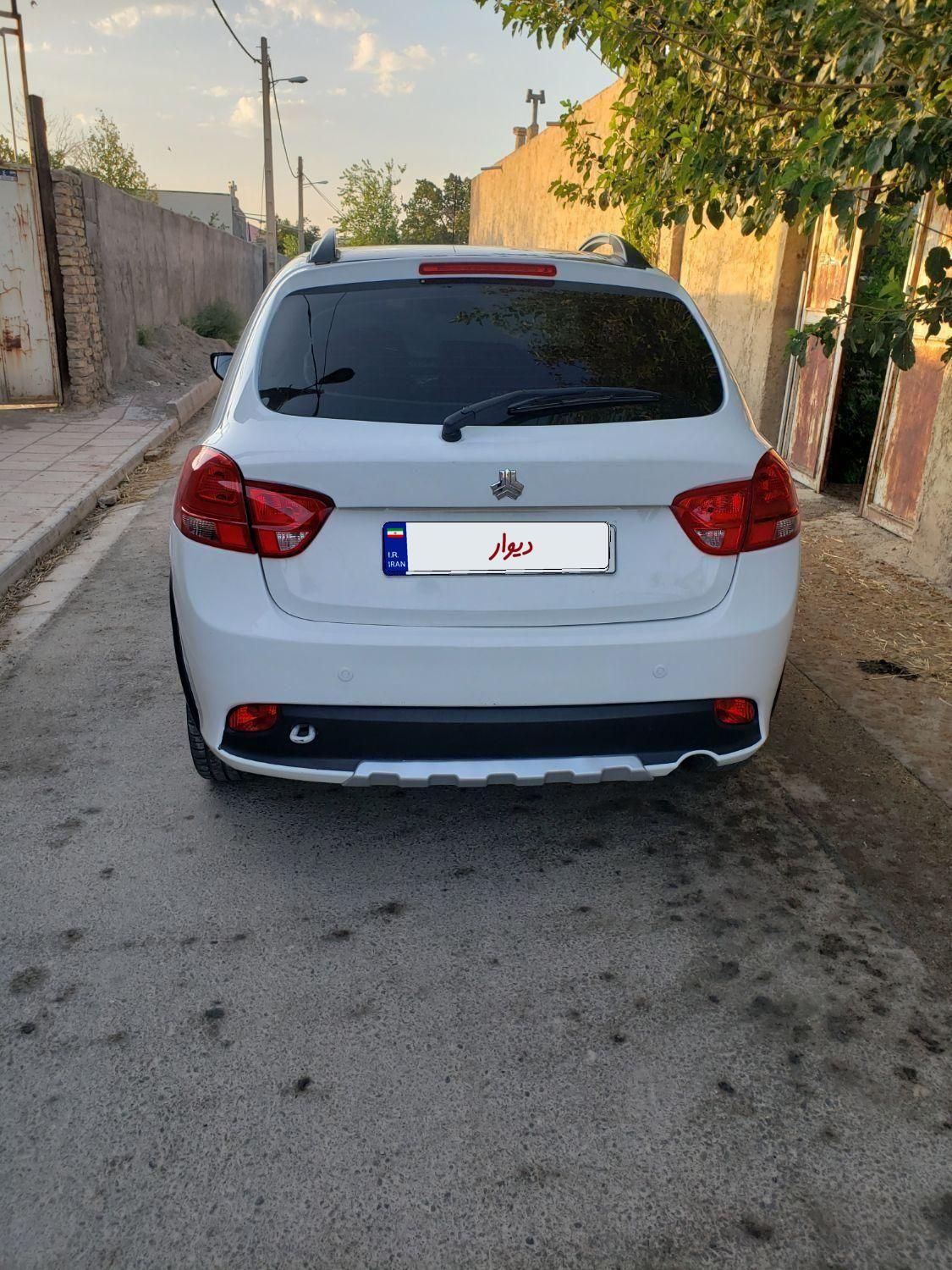 کوییک R دنده‌ای - 1401