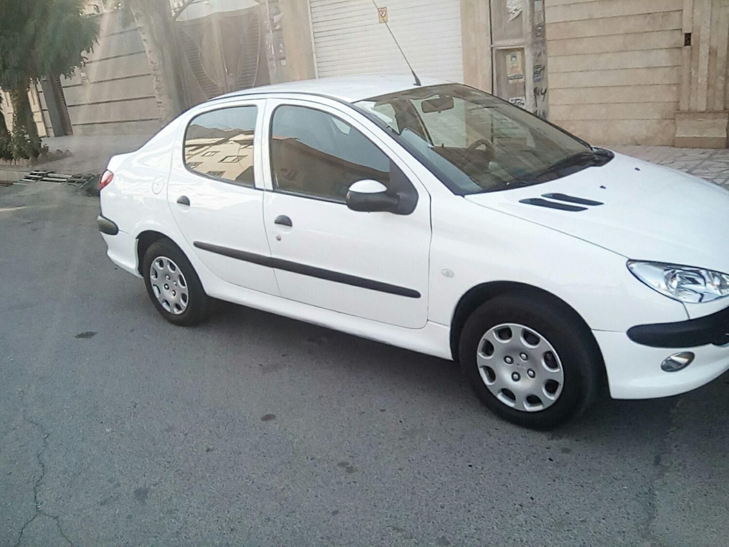 پژو ۲۰۶ صندوق دار v8 - 1396