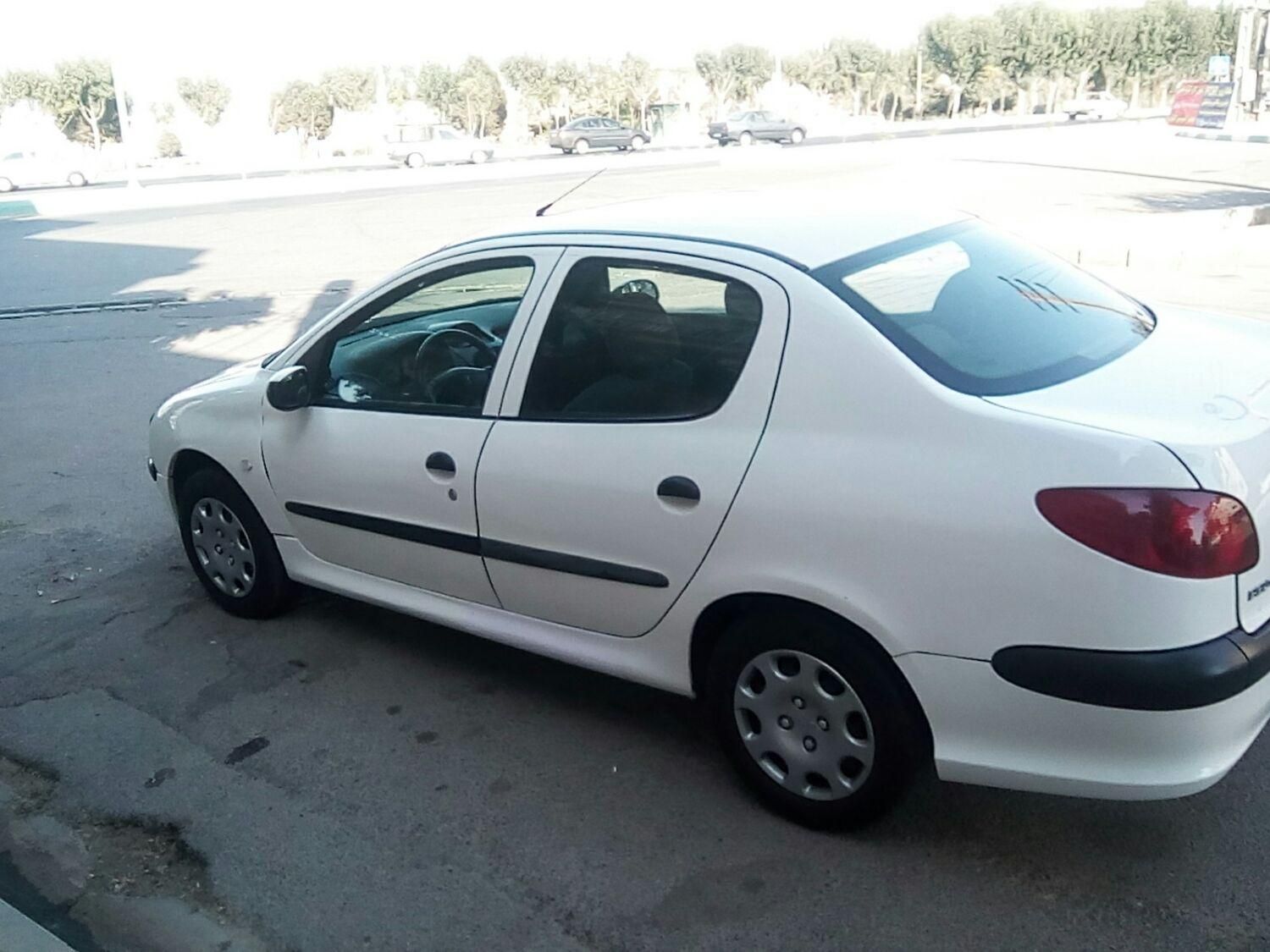 پژو ۲۰۶ صندوق دار v8 - 1396