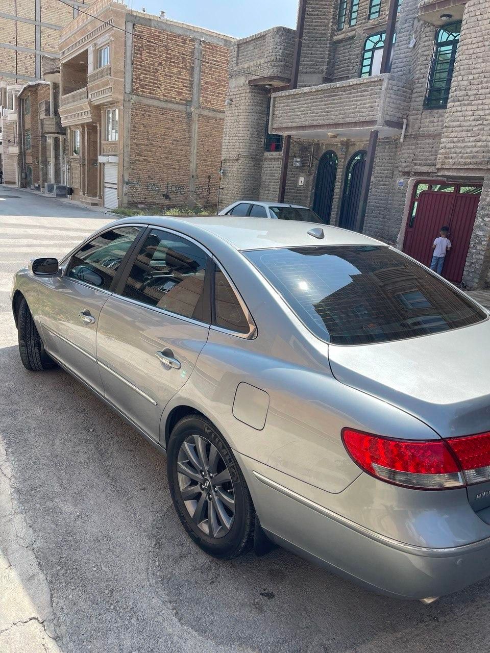 هیوندای آزرا (گرنجور) 3300cc - 2010