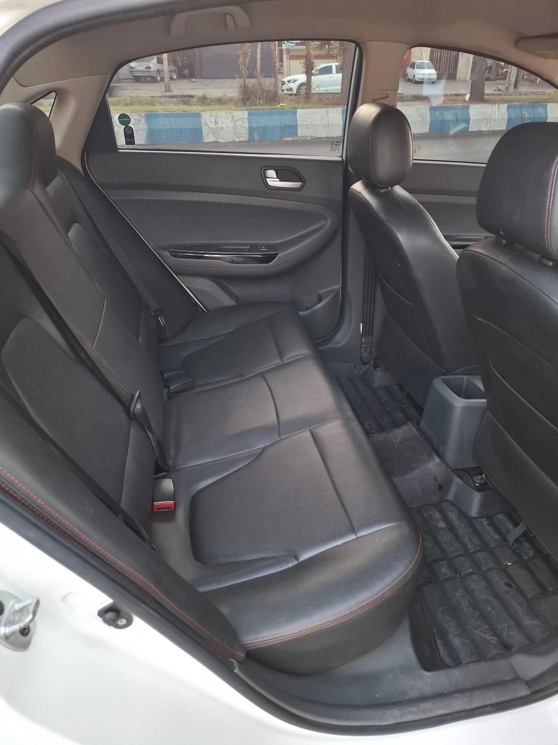 جک J4 اتوماتیک ساده - 1400