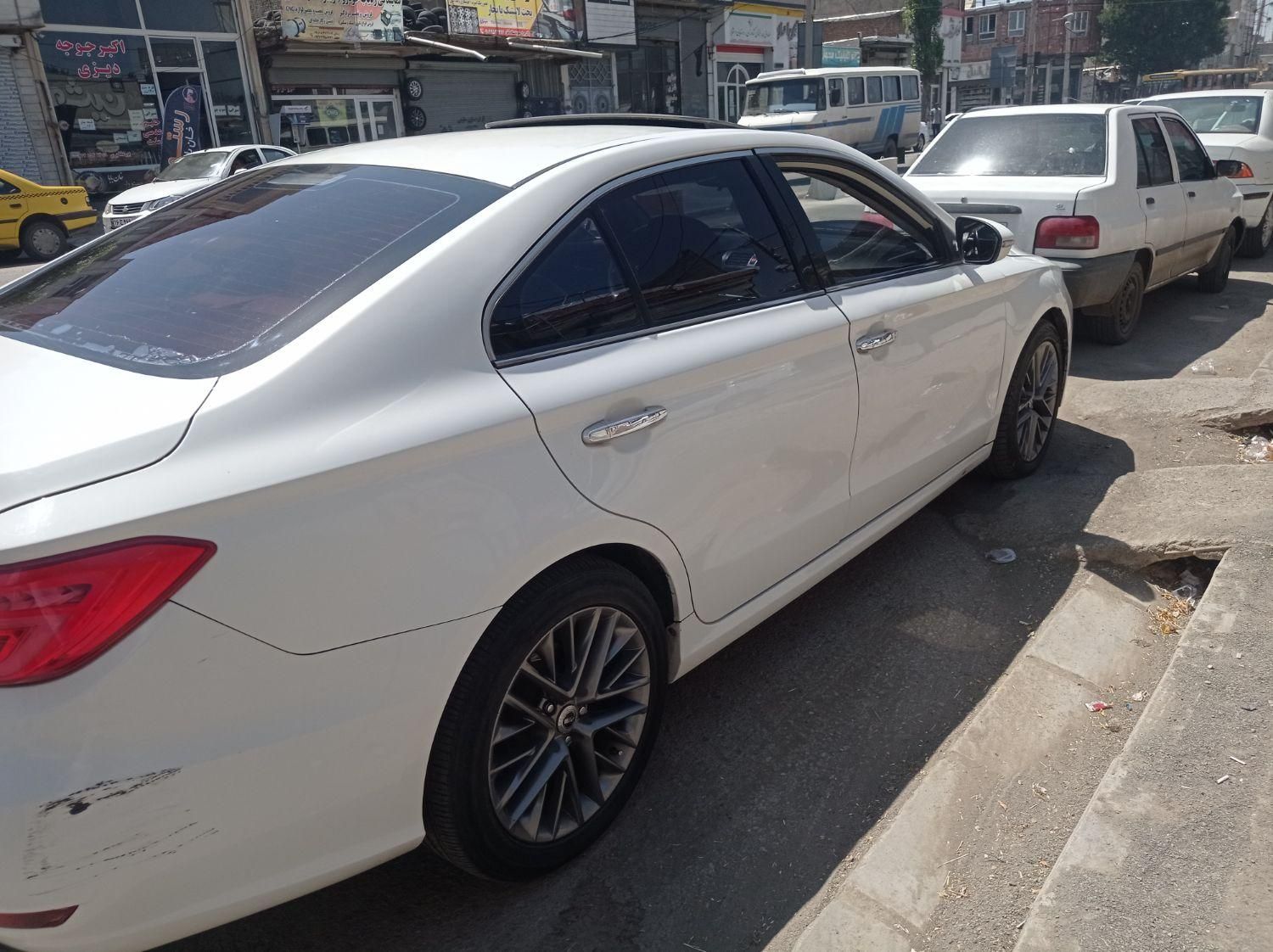 لیفان 820 اتوماتیک - 1395