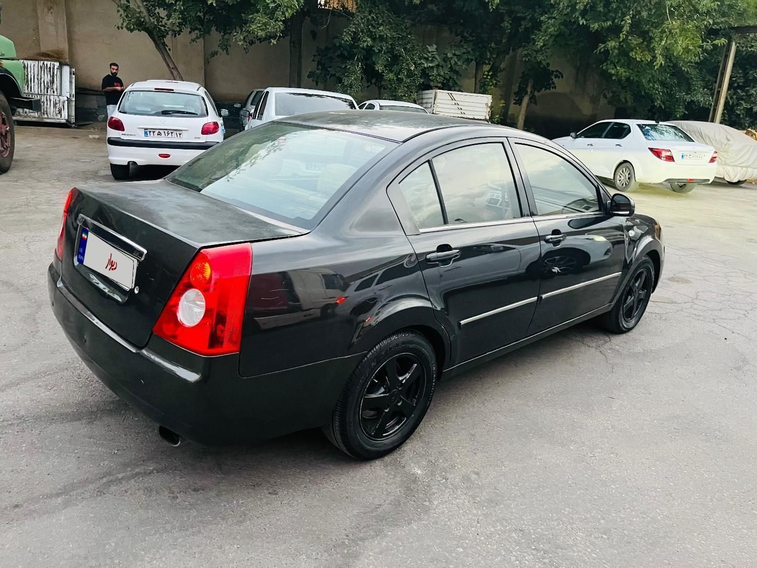ام وی ام 530 دنده ای - 1390
