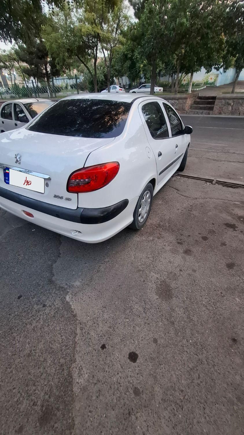 پژو ۲۰۶ صندوق دار v8 - 1395