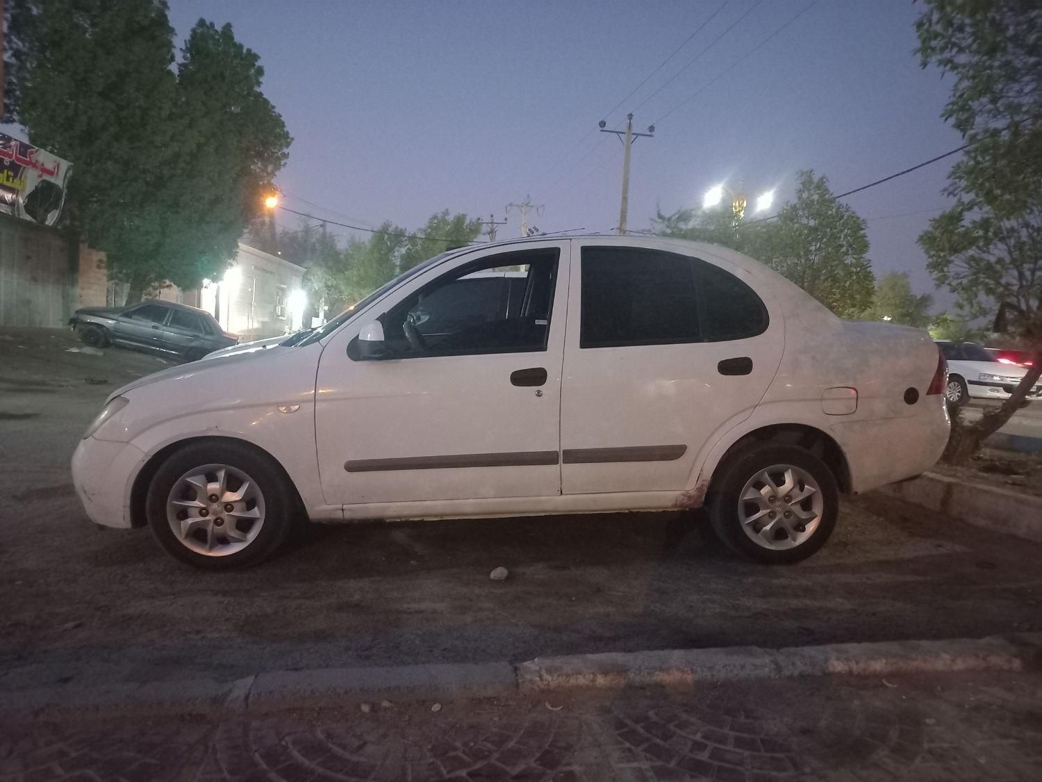 تیبا صندوق دار EX - 1395