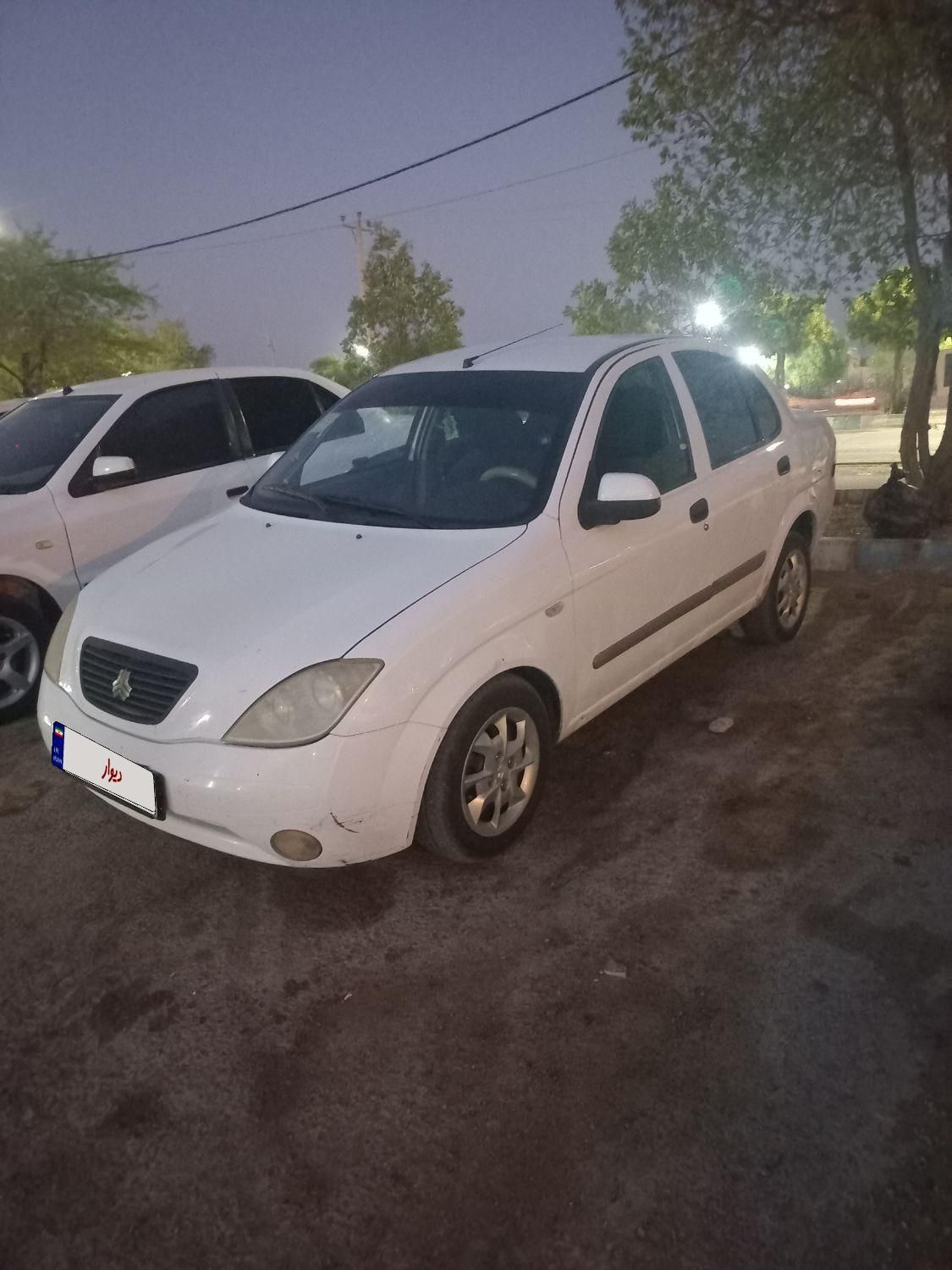 تیبا صندوق دار EX - 1395