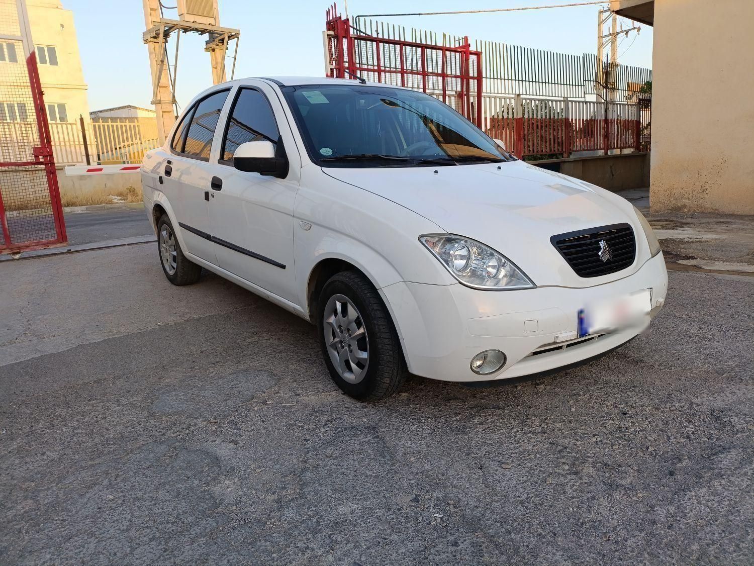 تیبا صندوق دار SX - 1398