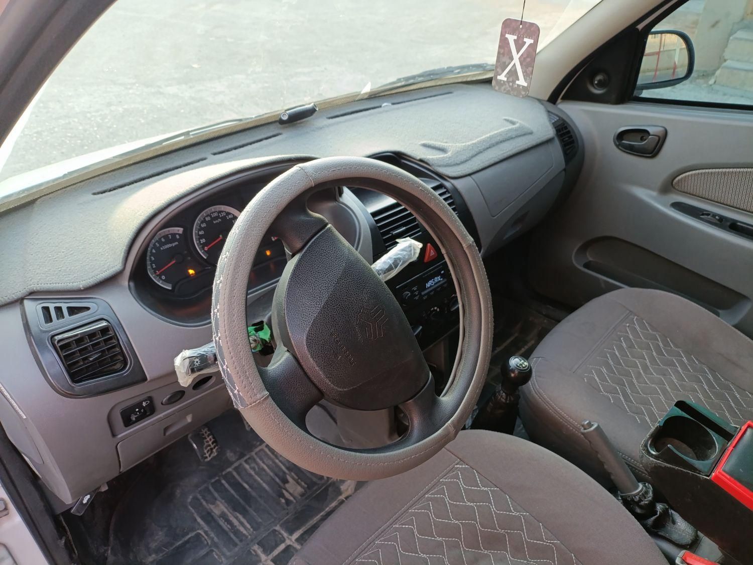 تیبا صندوق دار SX - 1398
