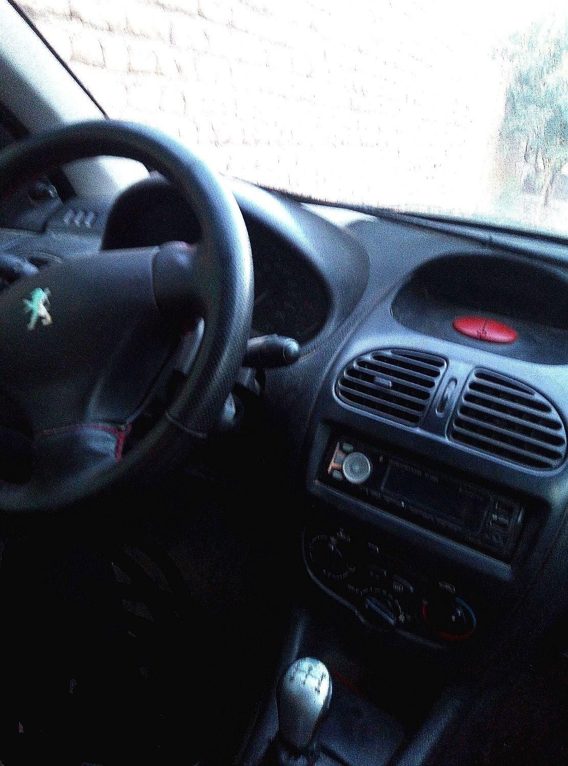 پژو ۲۰۶ صندوق دار v8 - 1386