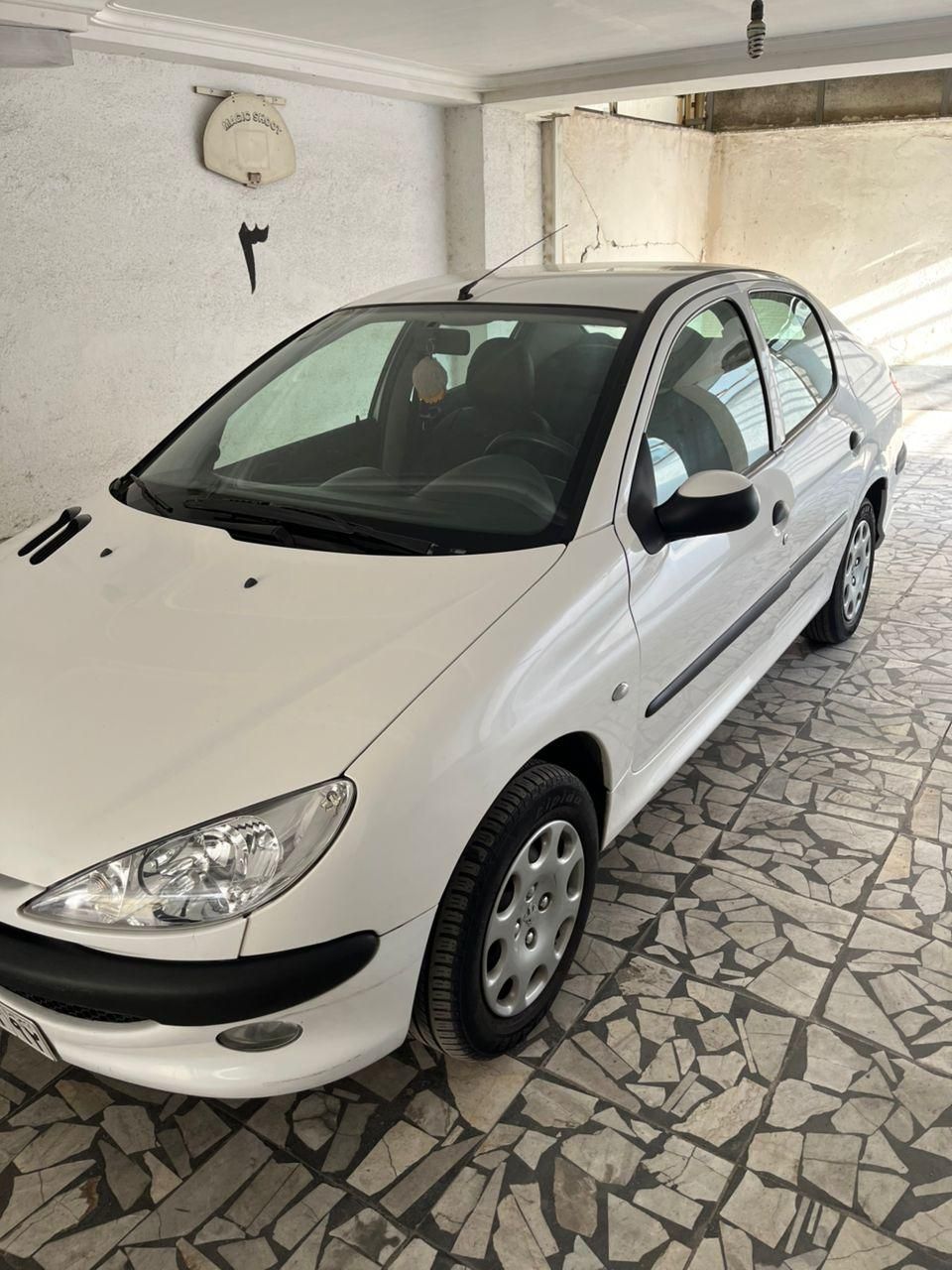 پژو ۲۰۶ صندوق دار v8 - 1392
