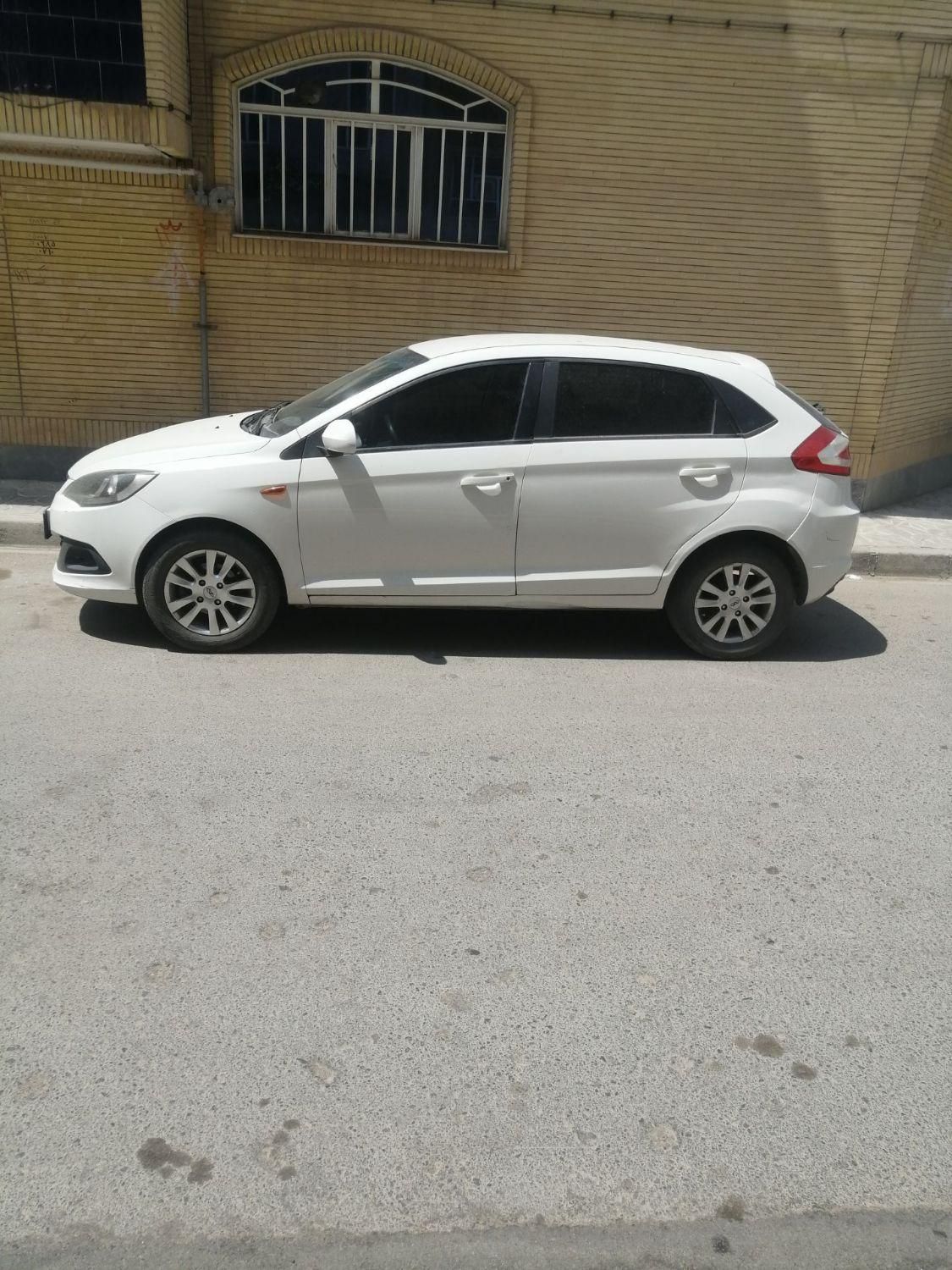 خودرو ام وی ام، 315 هاچ بک آگهی ann_19377525