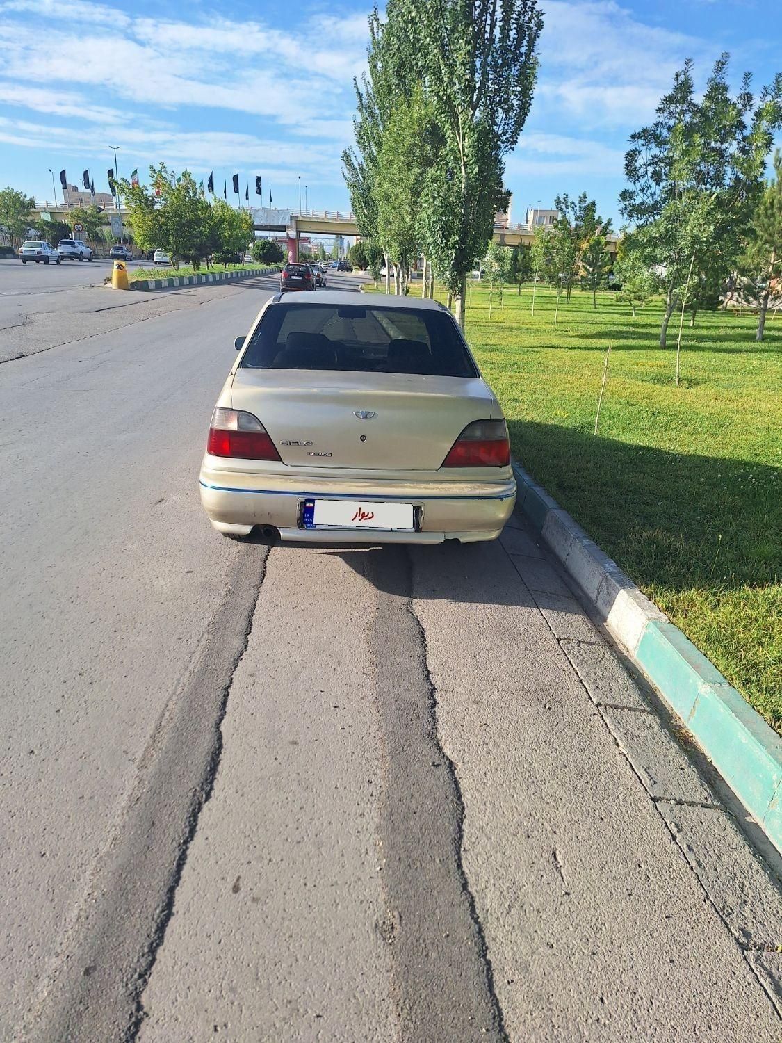 دوو سیلو سدان - 1381