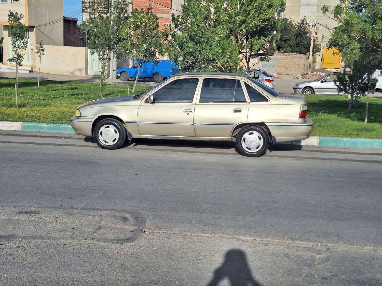 دوو سیلو سدان - 1381