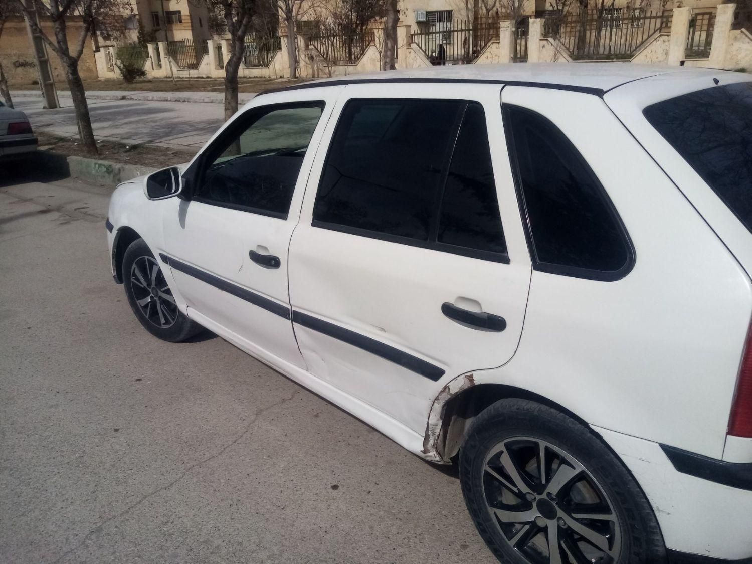 خودرو فولکس، گل آگهی ann_19377786