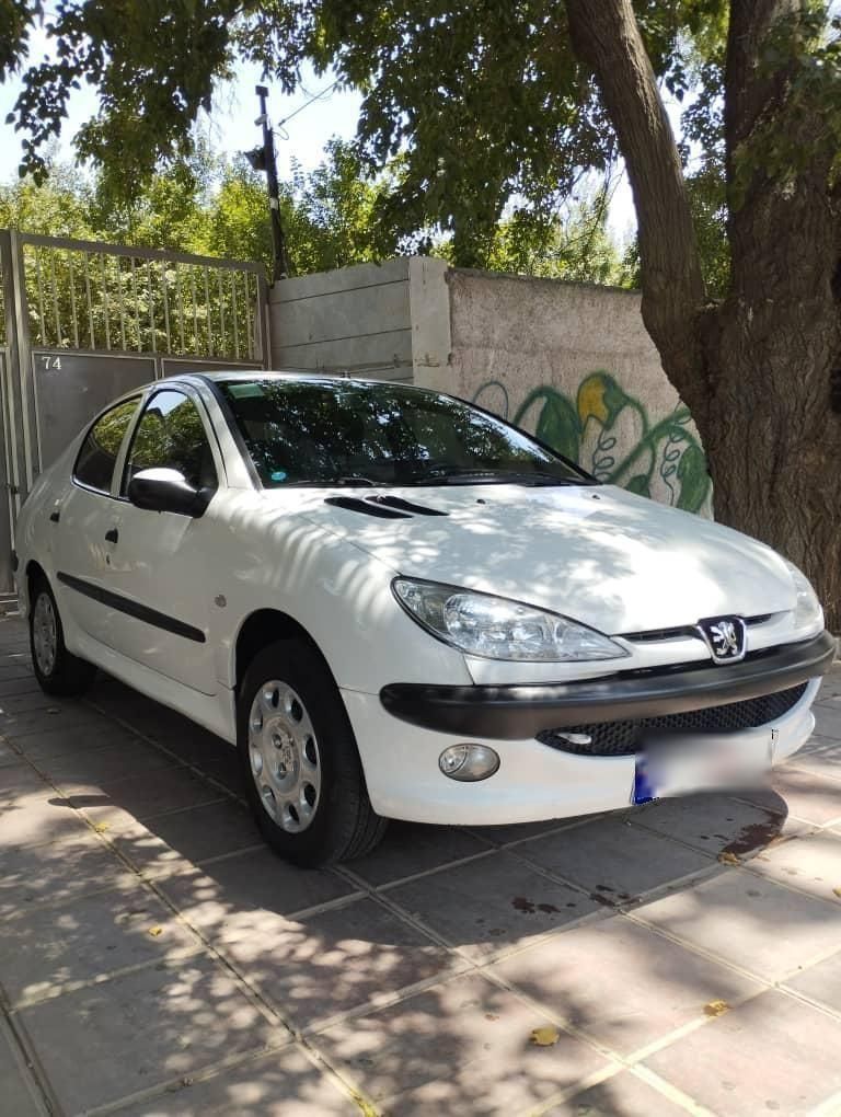 پژو ۲۰۶ صندوق دار v8 - 1400