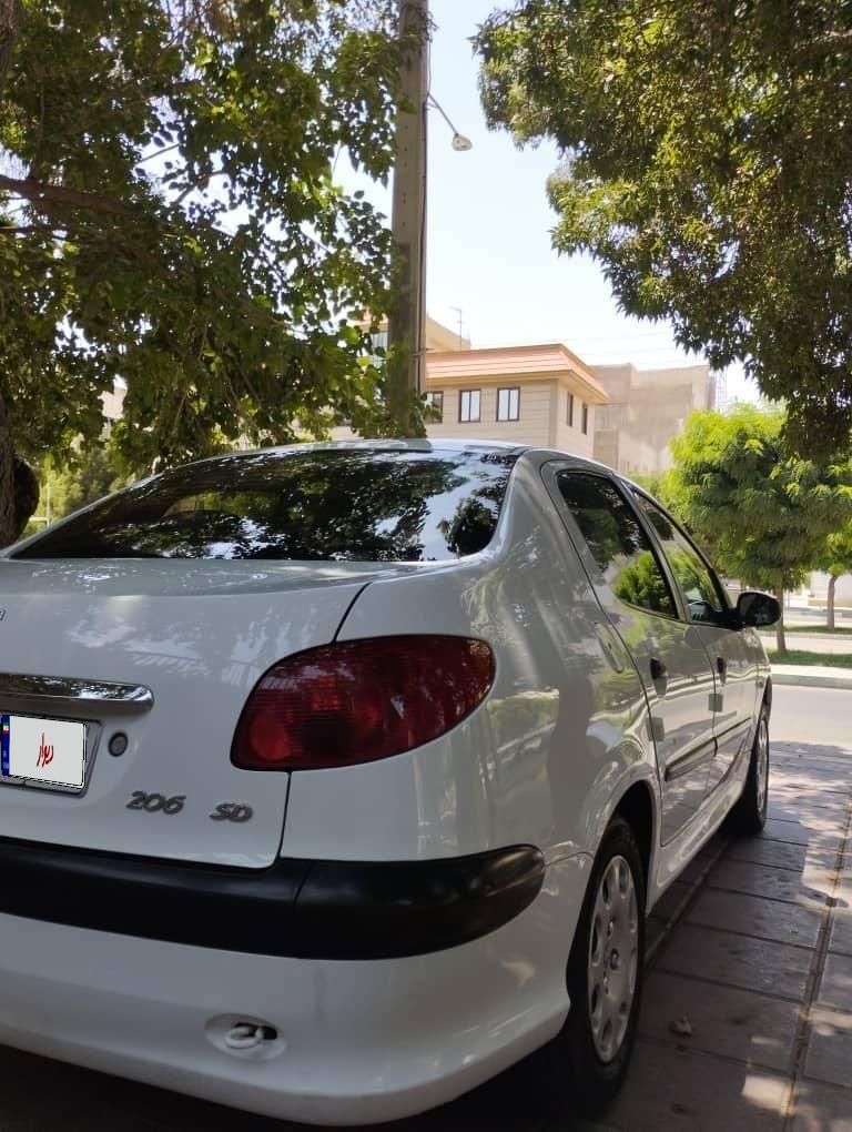پژو ۲۰۶ صندوق دار v8 - 1400