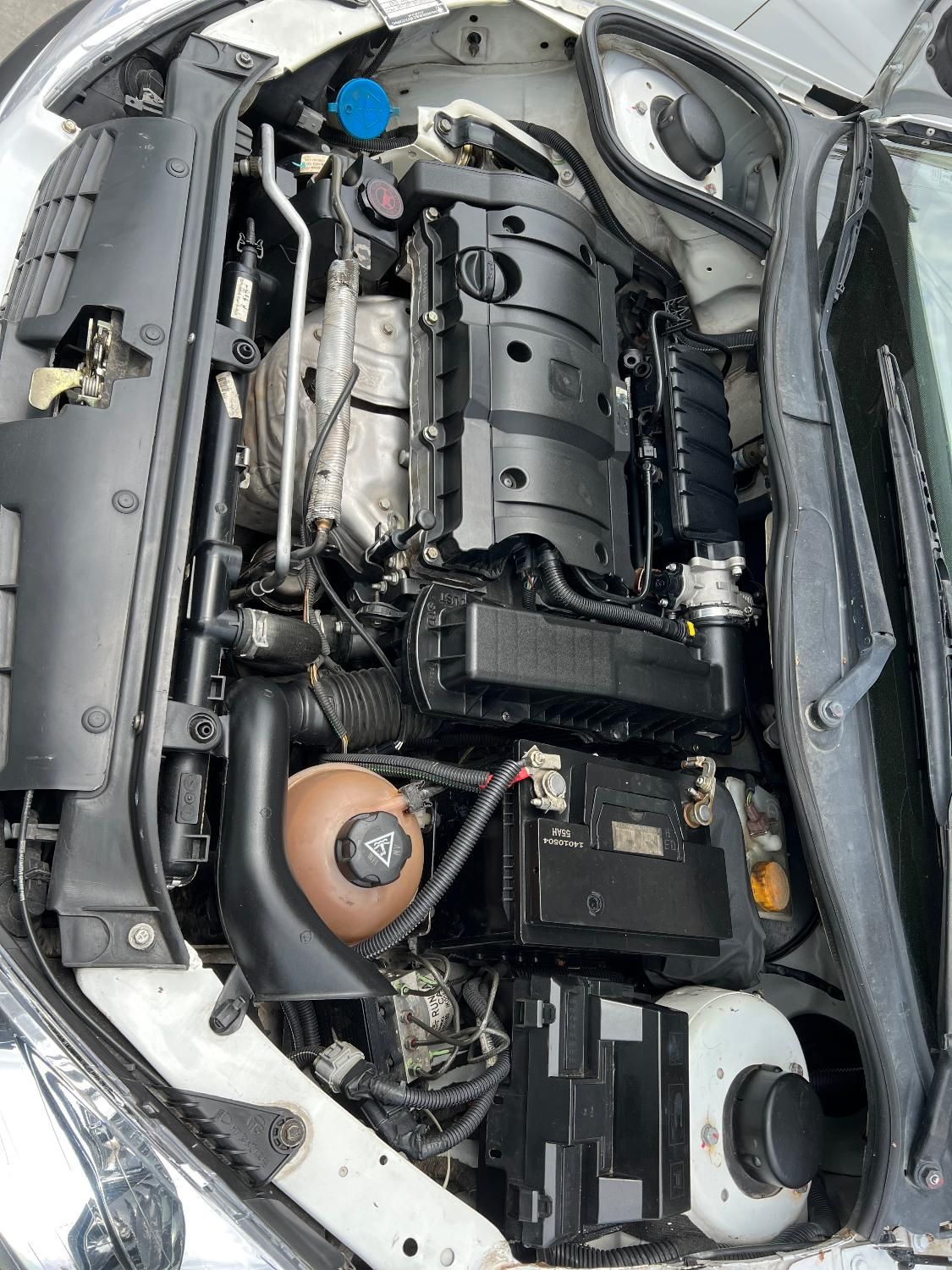 پژو ۲۰۶ صندوق دار v8 - 1397