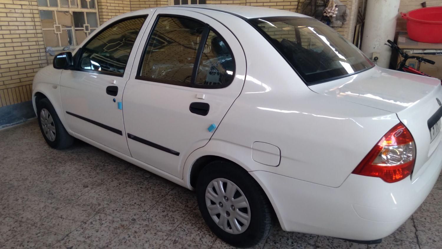 تیبا صندوق دار SX - 1401