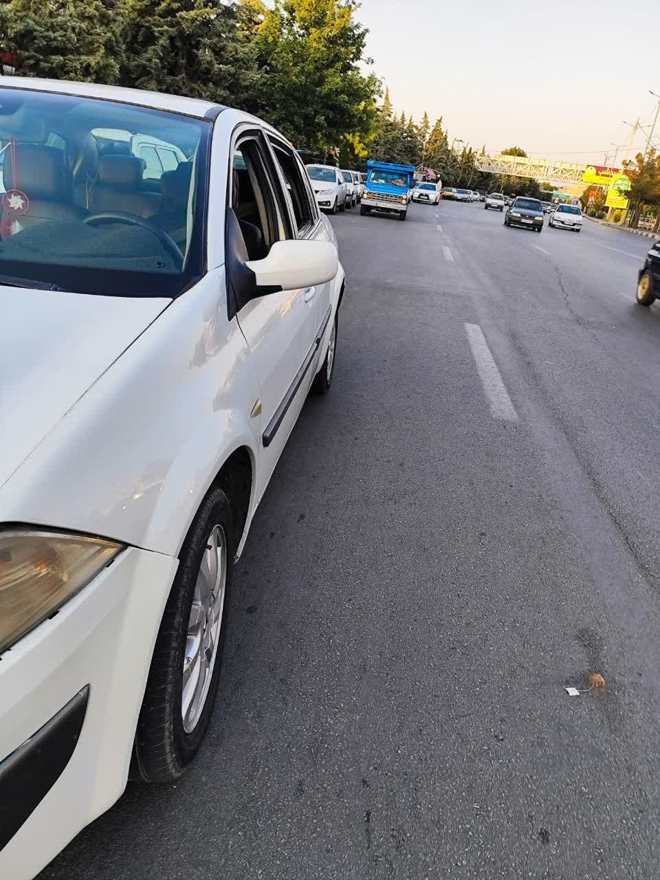رنو مگان وارداتی اتوماتیک 2000 - 2006