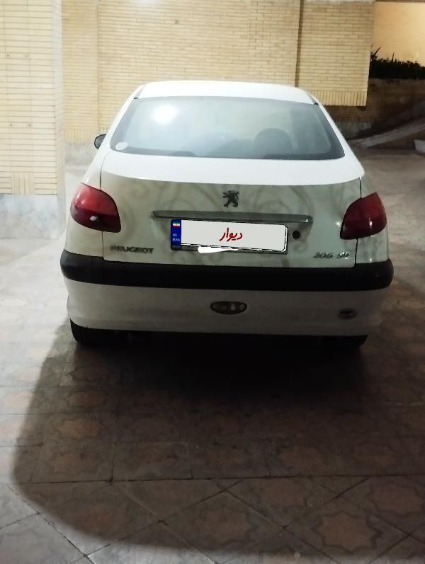 پژو ۲۰۶ صندوق دار v1 - 1389