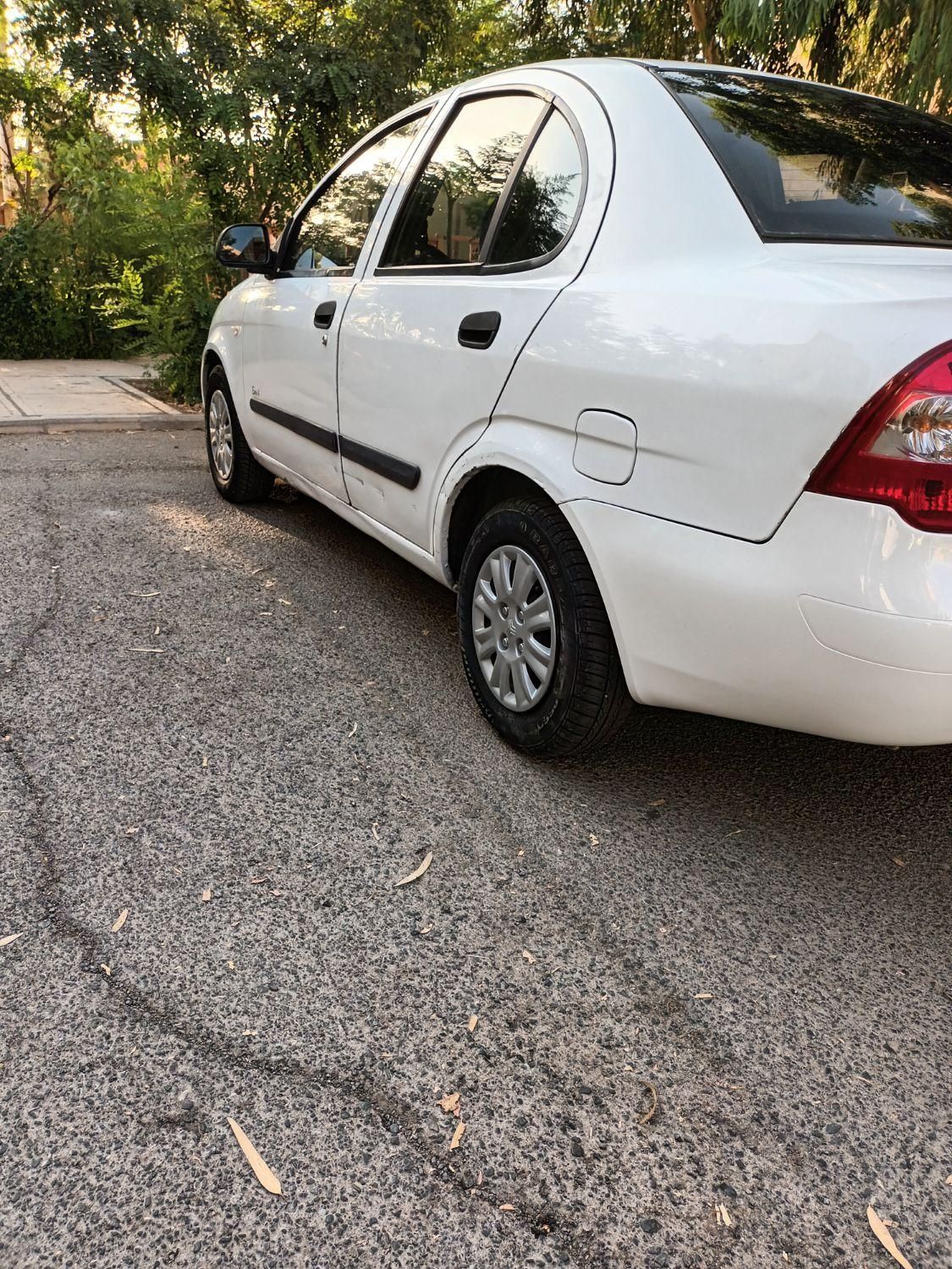 تیبا صندوق دار LX - 1392