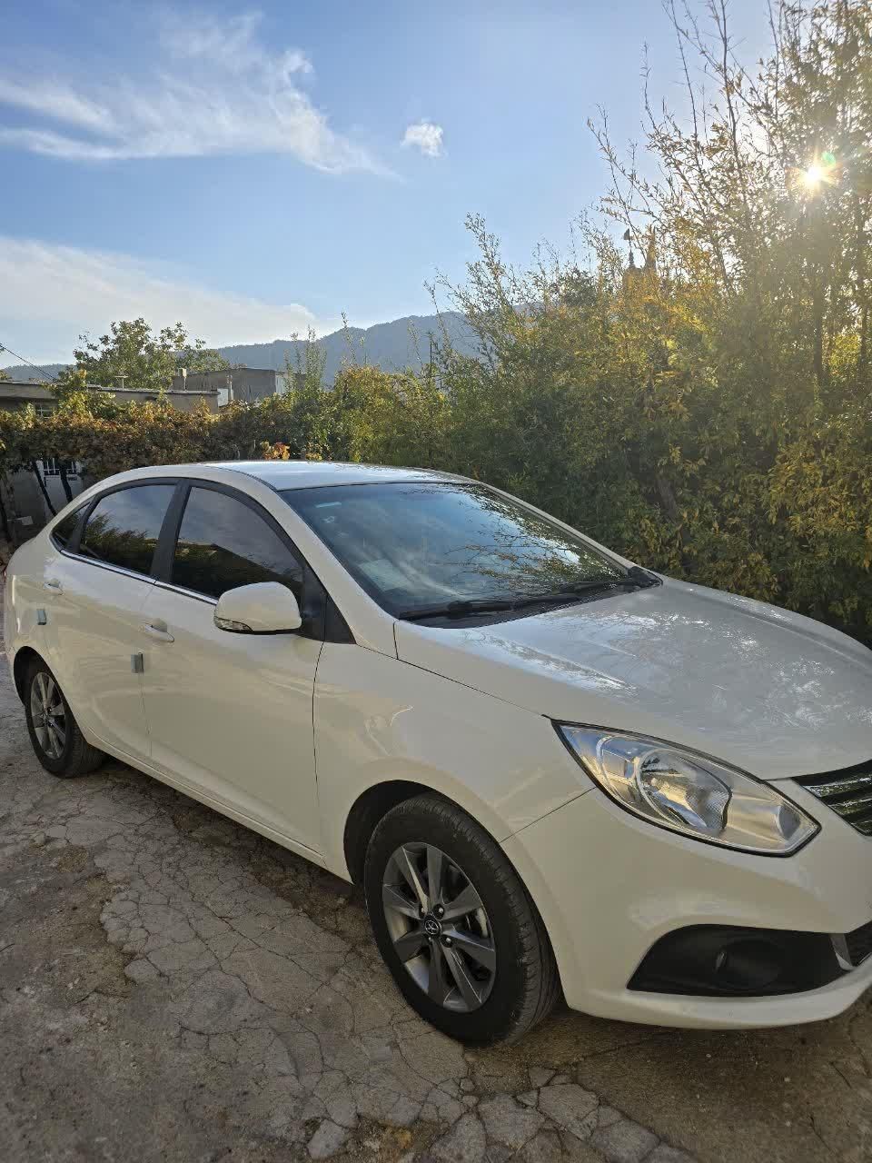 جک J4 اتوماتیک ساده - 1401