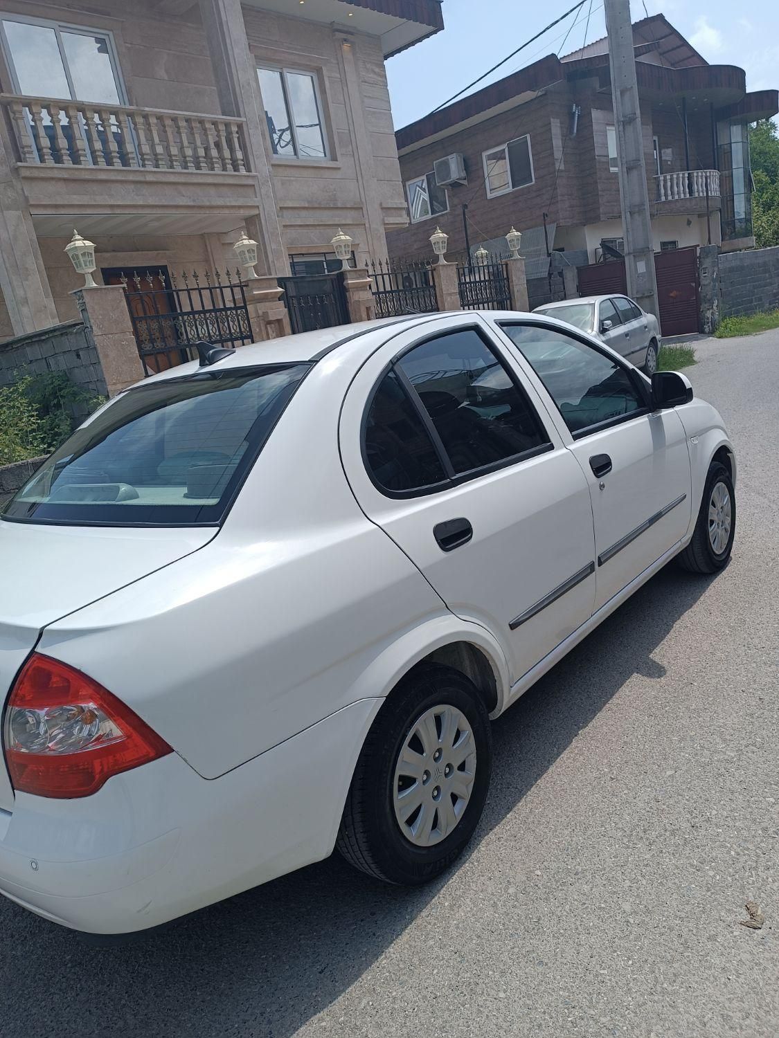 تیبا صندوق دار SX - 1400