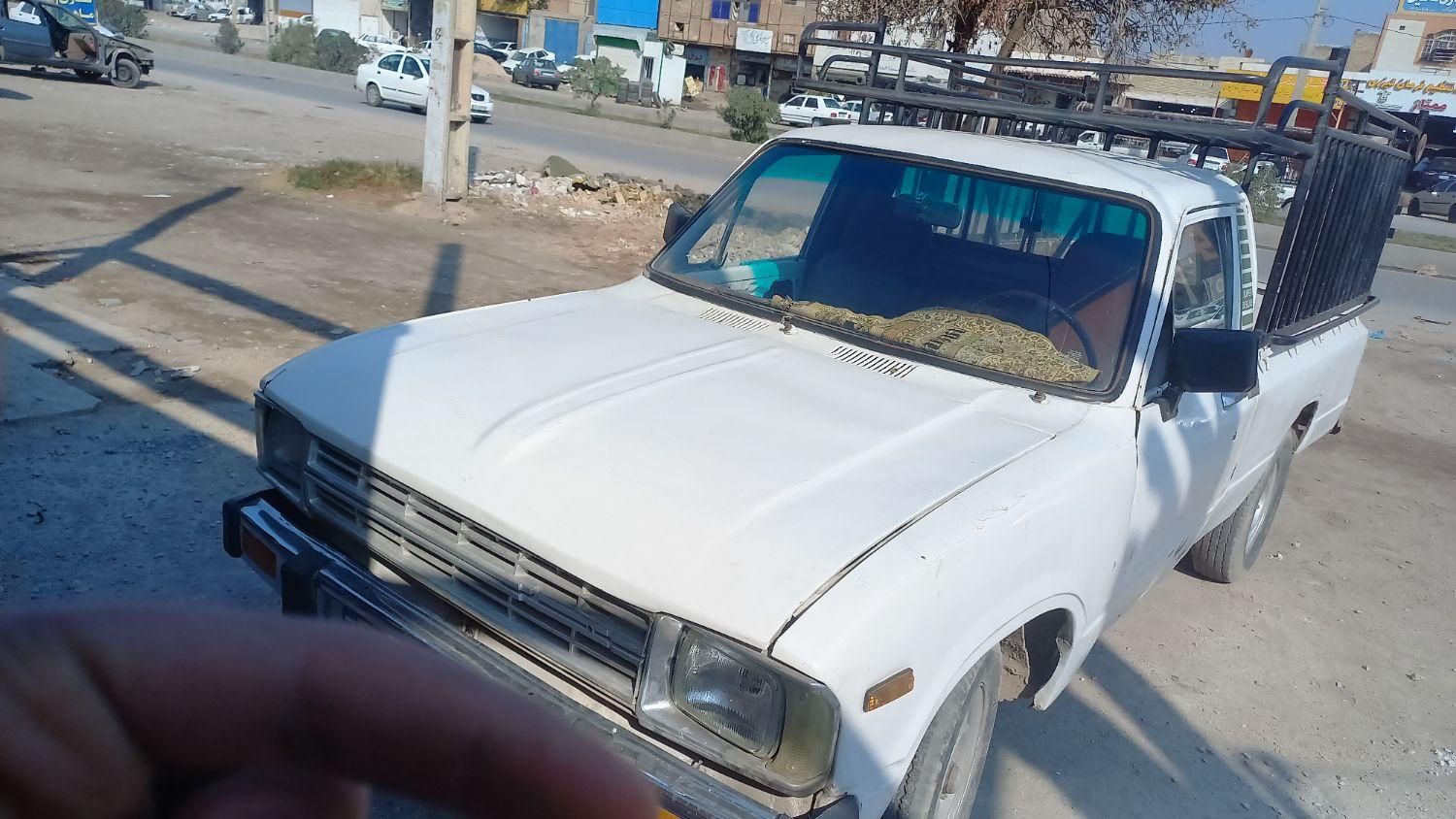 تویوتا کمری XLE - 2005