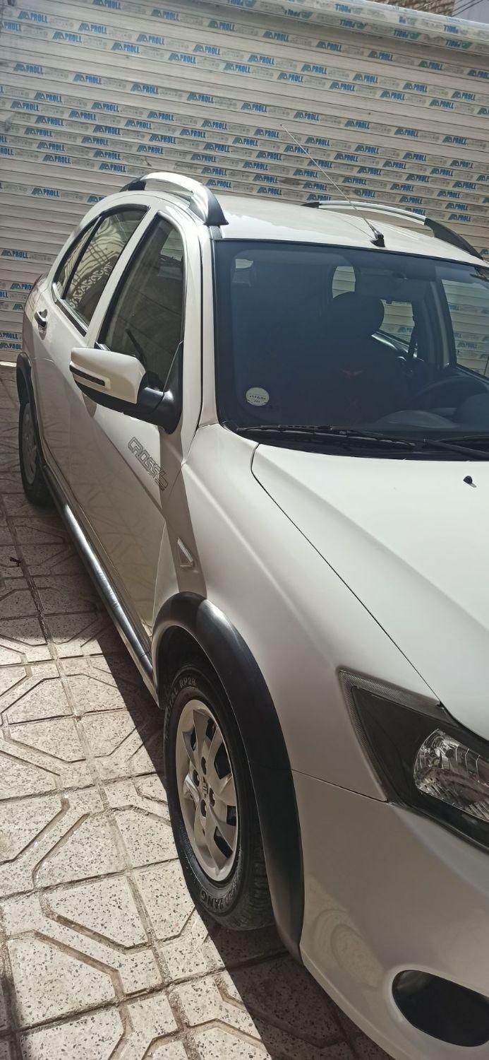 خودرو کوییک، معمولی آگهی ann_19379313