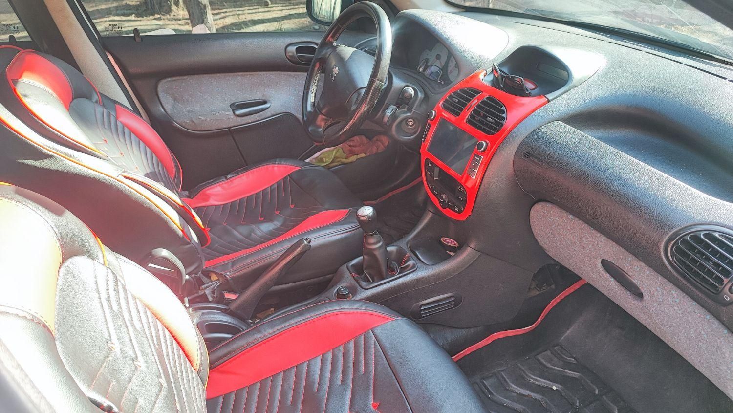 پژو ۲۰۶ صندوق دار v8 - 1390