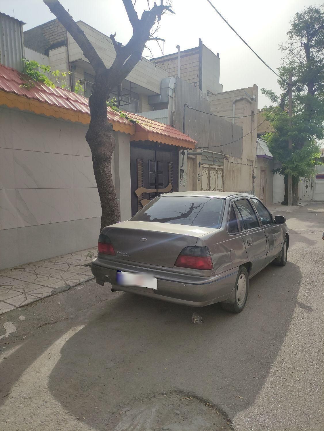 دوو سیلو سدان - 1380