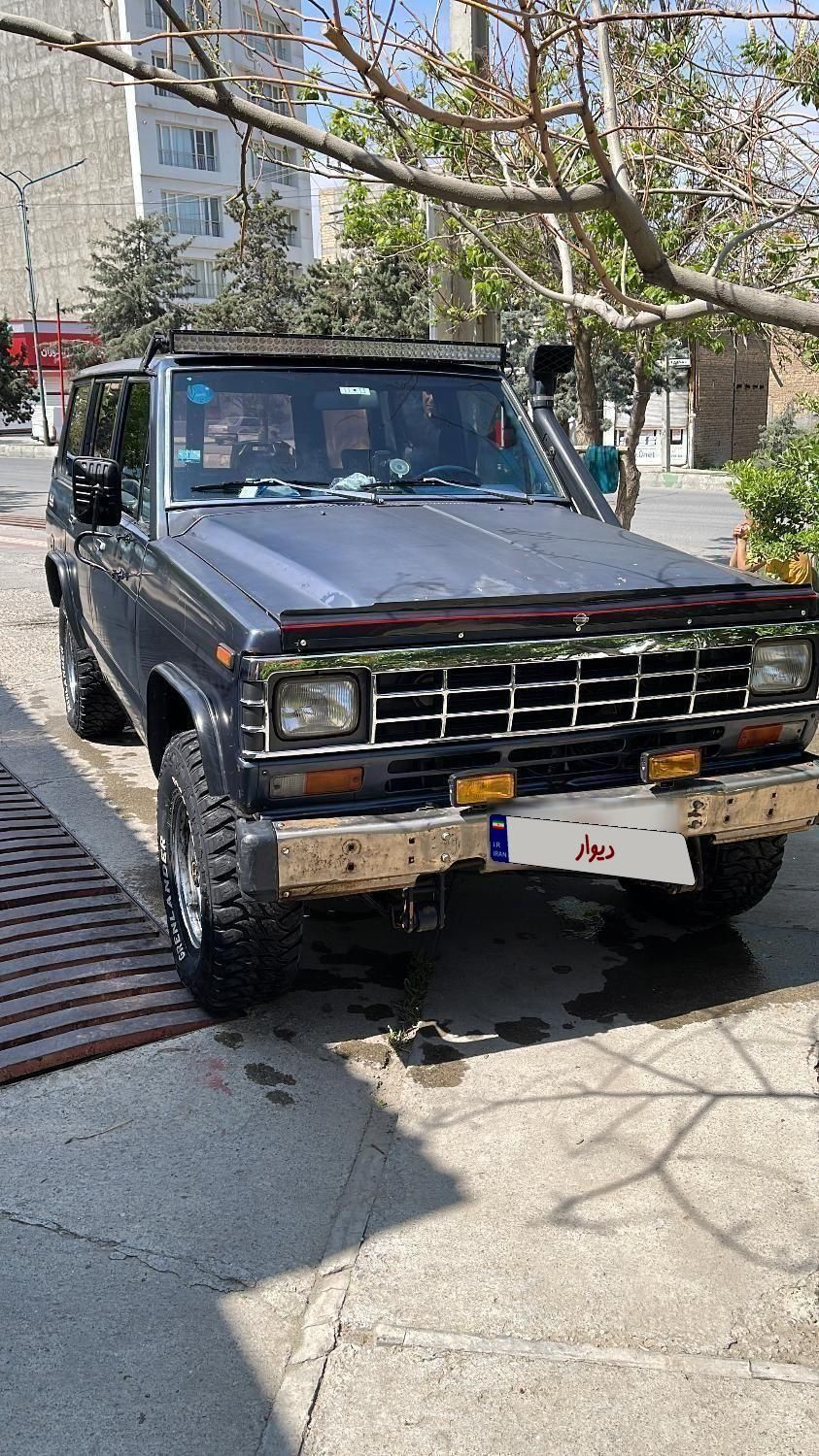 نیسان پاترول چهار درب 6 سیلندر - 1374