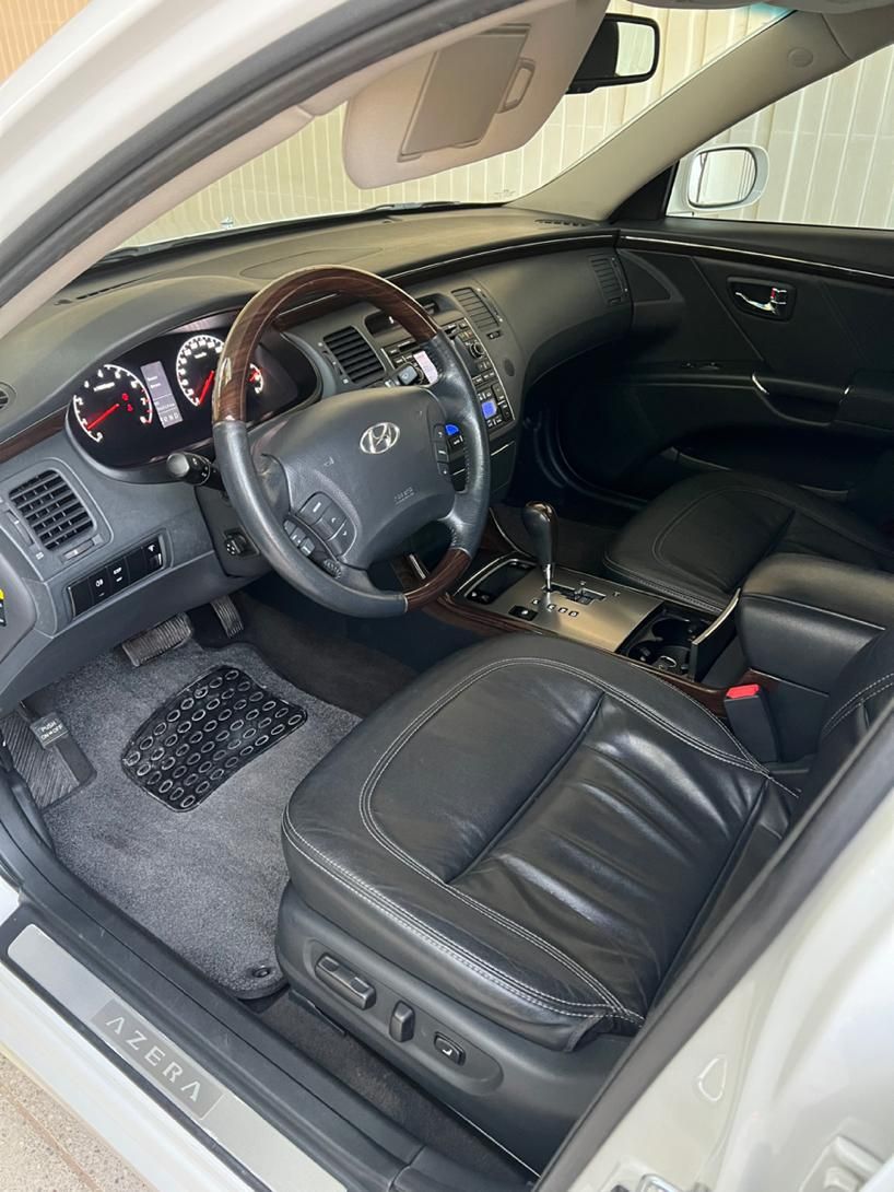 هیوندای آزرا (گرنجور) 3300cc - 2011