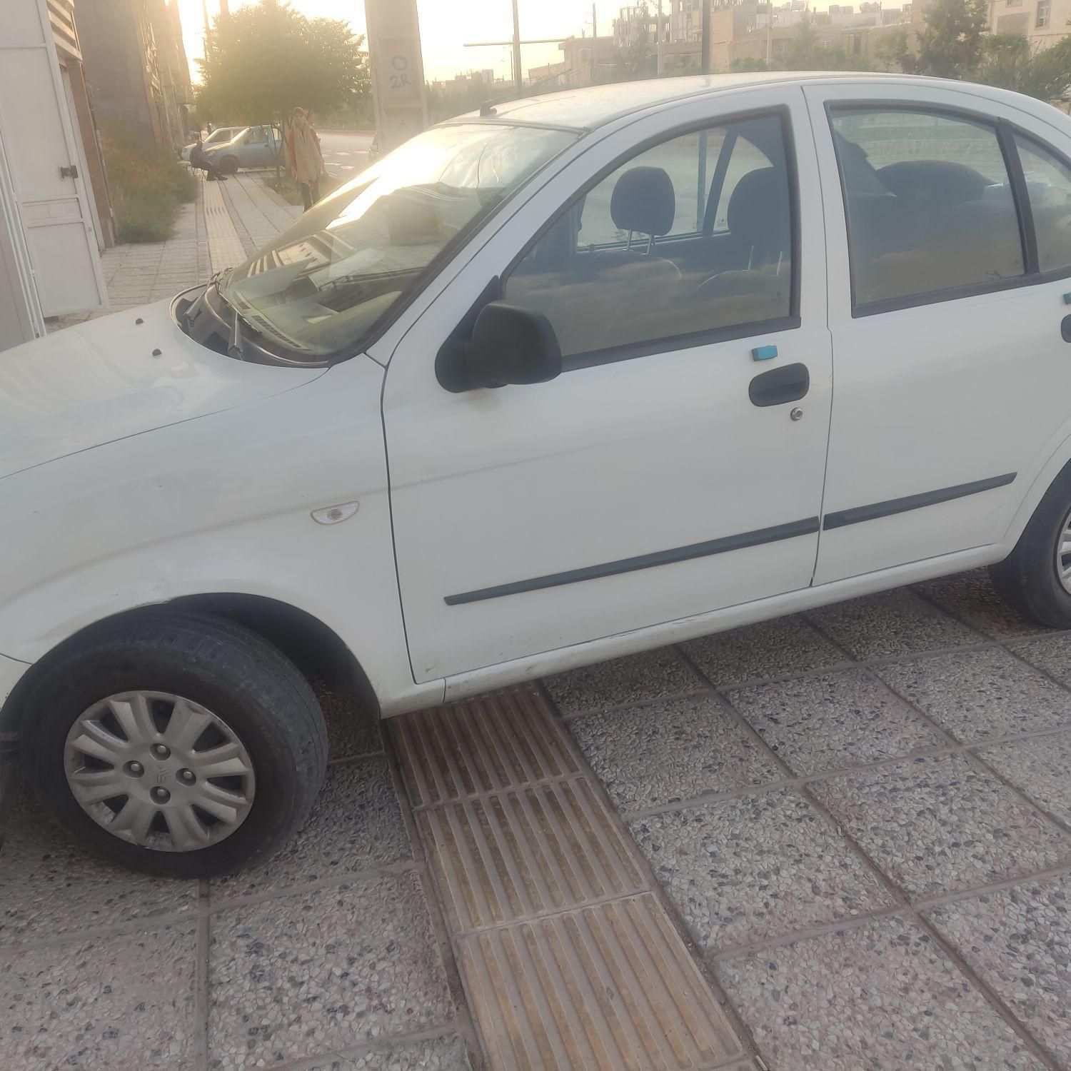 تیبا صندوق دار SX - 1396