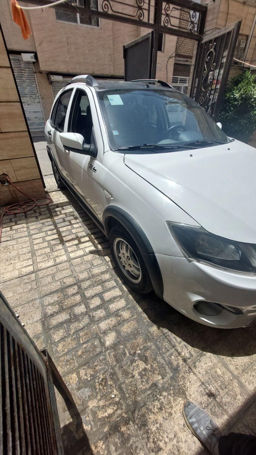 کوییک R دنده‌ای - 1400