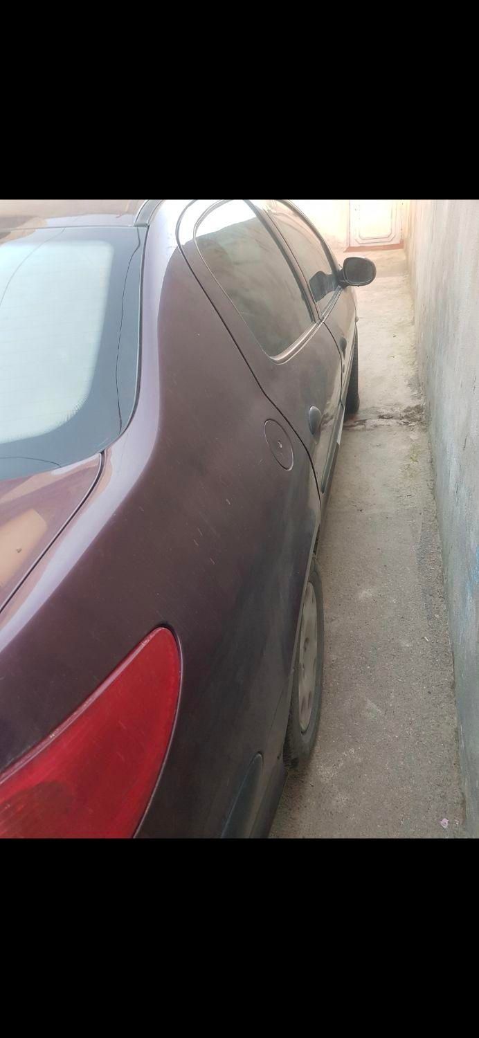 پژو ۲۰۶ صندوق دار v8 - 1396