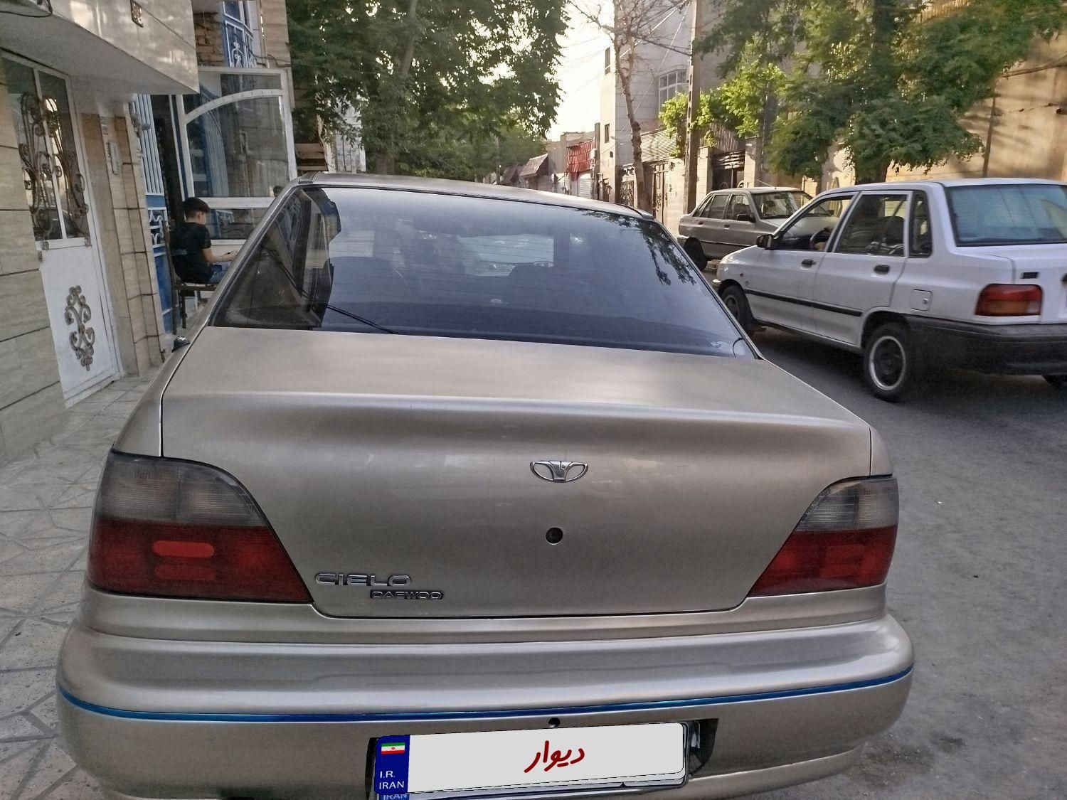 دوو سیلو سدان - 1382