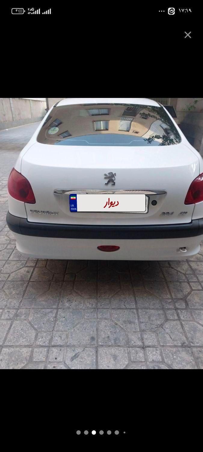 پژو ۲۰۶ صندوق دار v8 - 1397