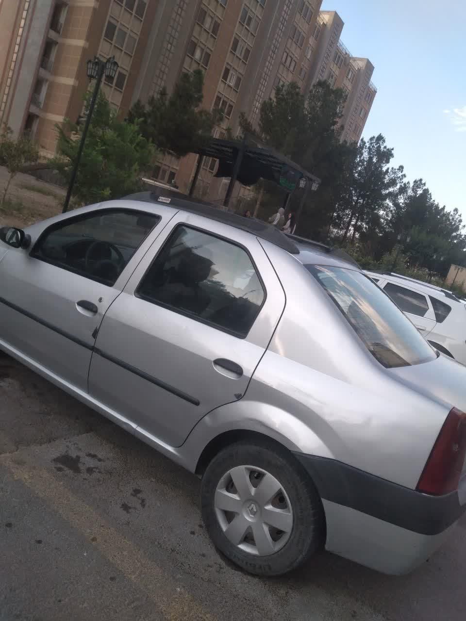 خودرو رنو، تندر 90 آگهی ann_19380464