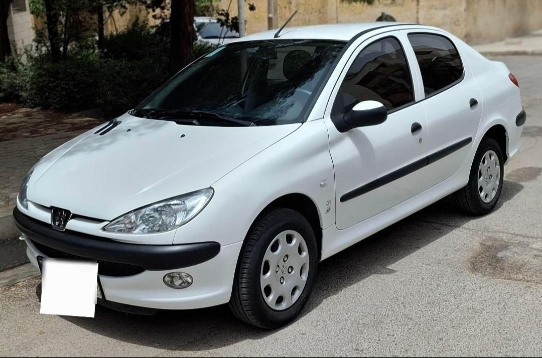 پژو ۲۰۶ صندوق دار v8 - 1397