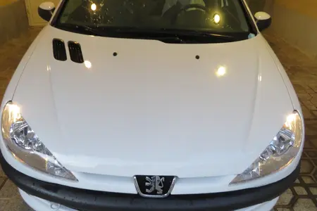 پژو ۲۰۶ صندوق دار v8 - 1398