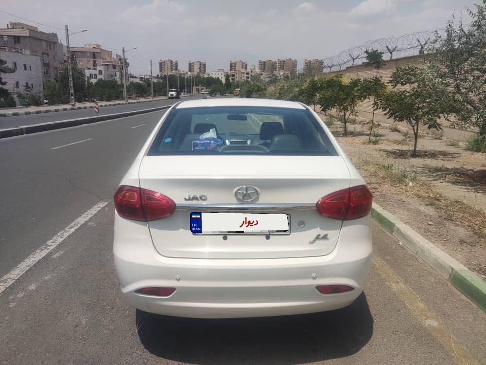 جک J4 اتوماتیک ساده - 1398