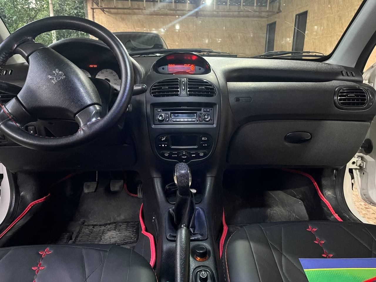 پژو ۲۰۶ صندوق دار v8 - 1395