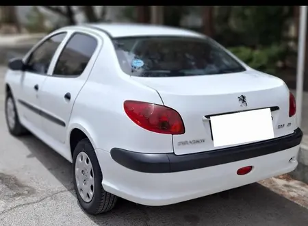 پژو ۲۰۶ صندوق دار v8 - 1397