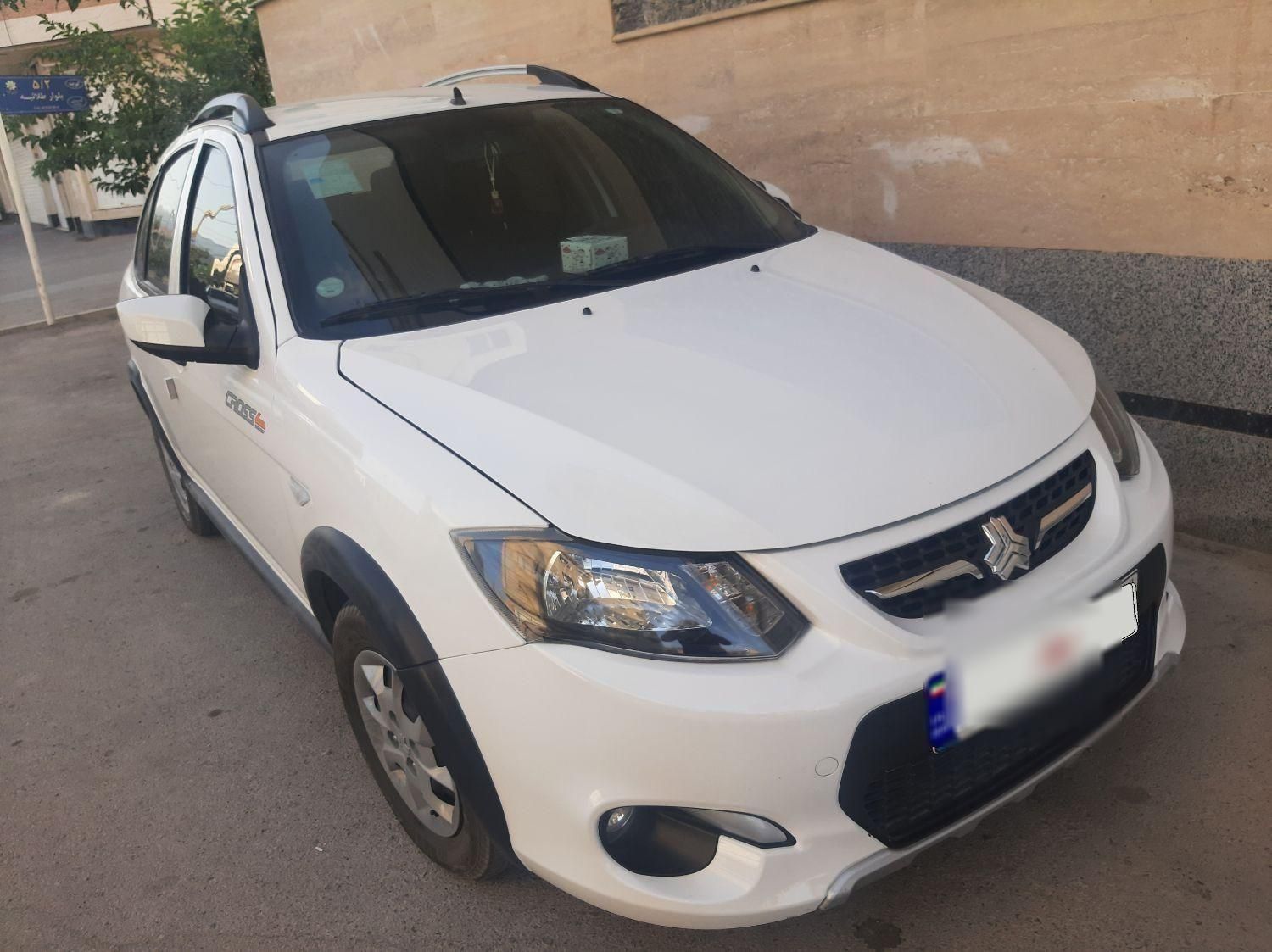 خودرو کوییک، معمولی آگهی ann_19381294