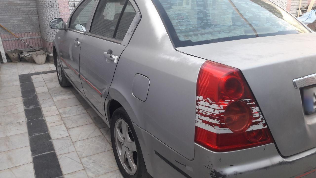 ام وی ام 530 دنده ای - 1389
