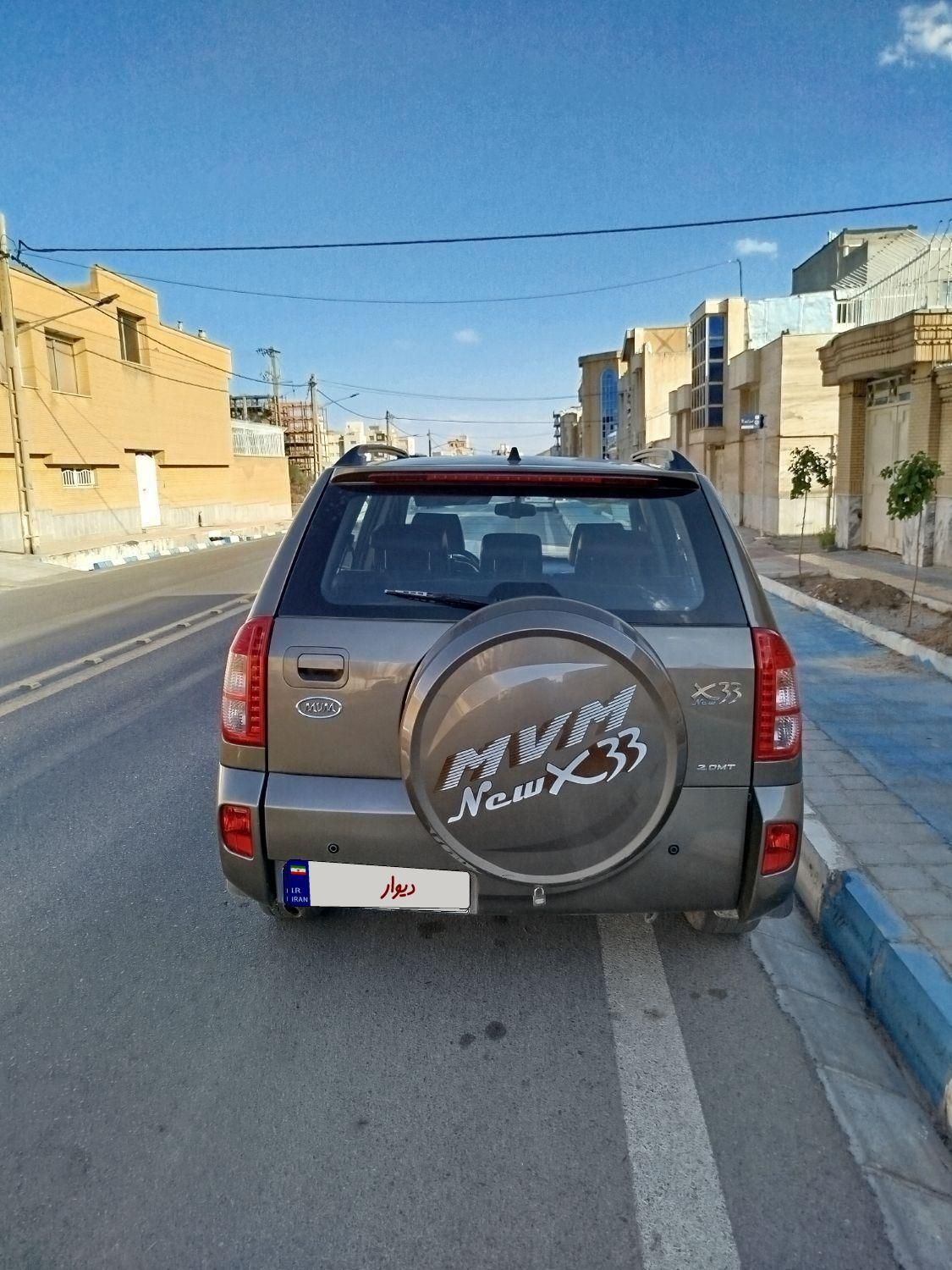 خودرو ام وی ام، X33 آگهی ann_19381323