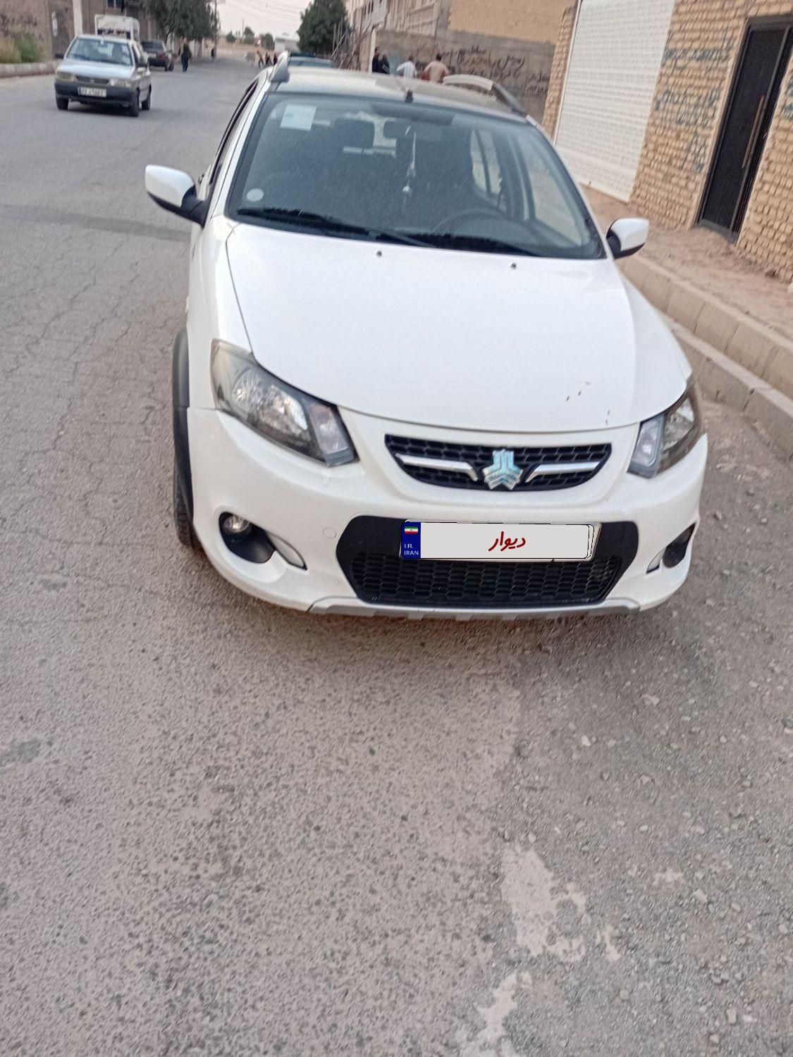 خودرو کوییک، R آگهی ann_19381384