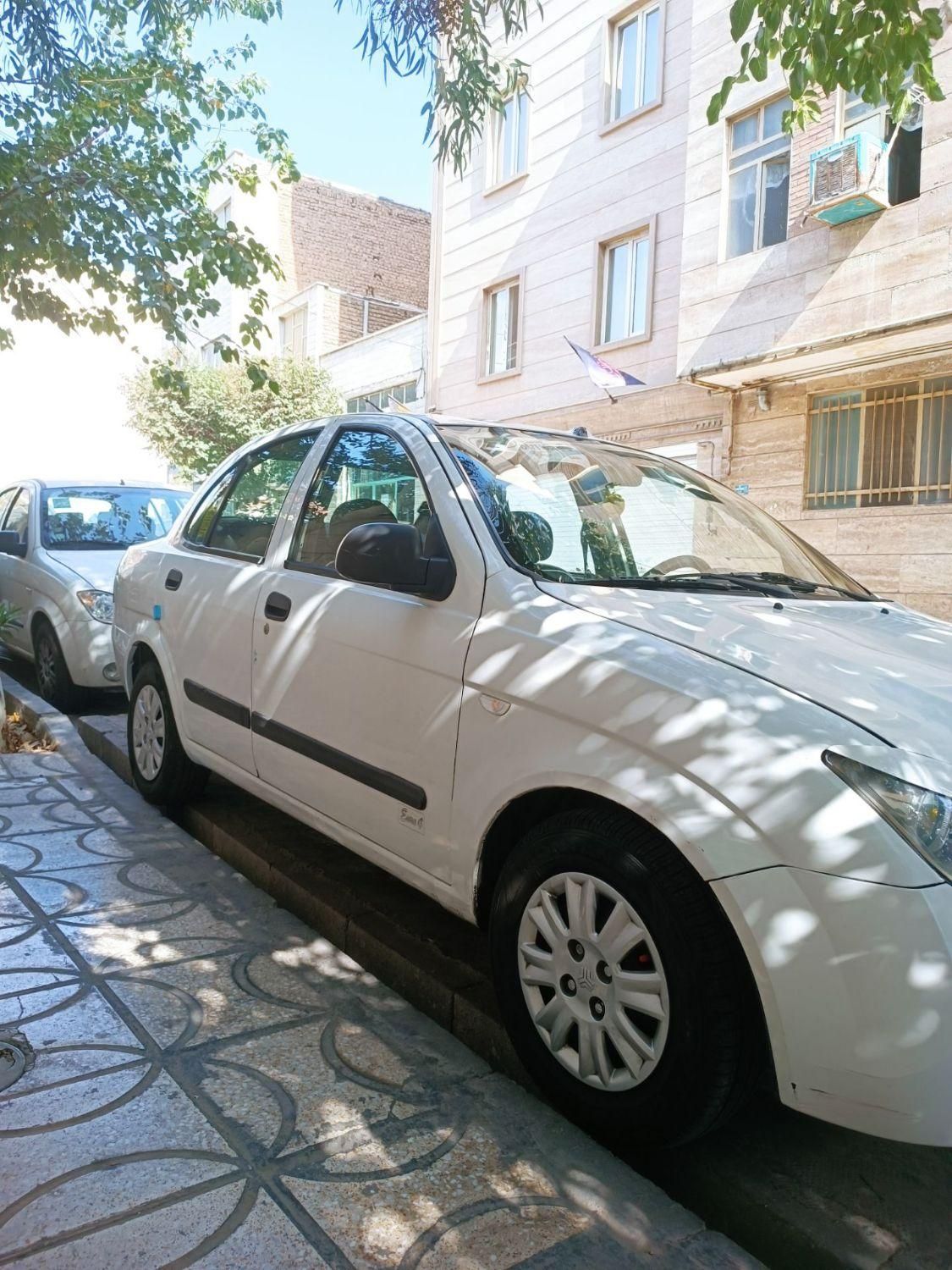 تیبا صندوق دار EX - 1393
