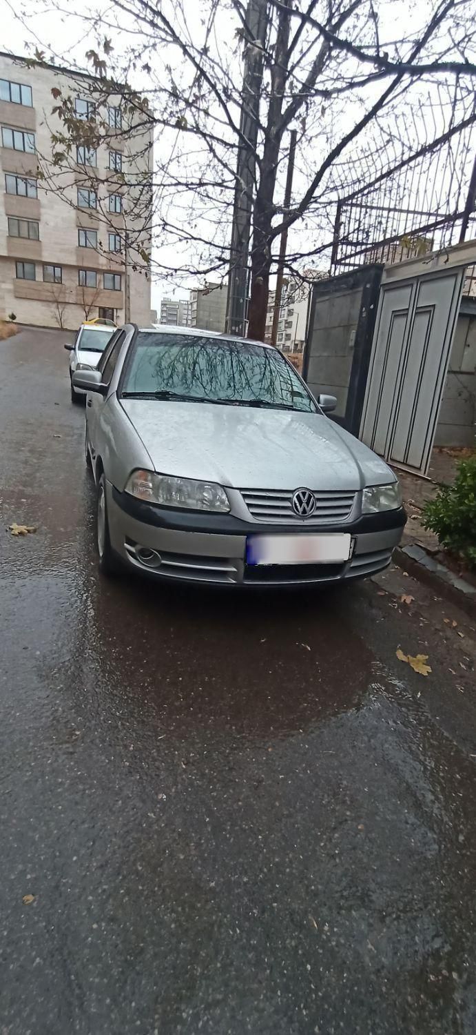 خودرو فولکس، گل آگهی ann_19381738